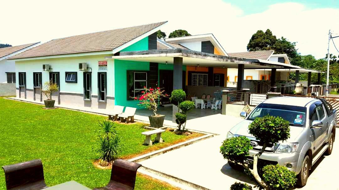 Taiping Homestay Husna Afina Exteriör bild