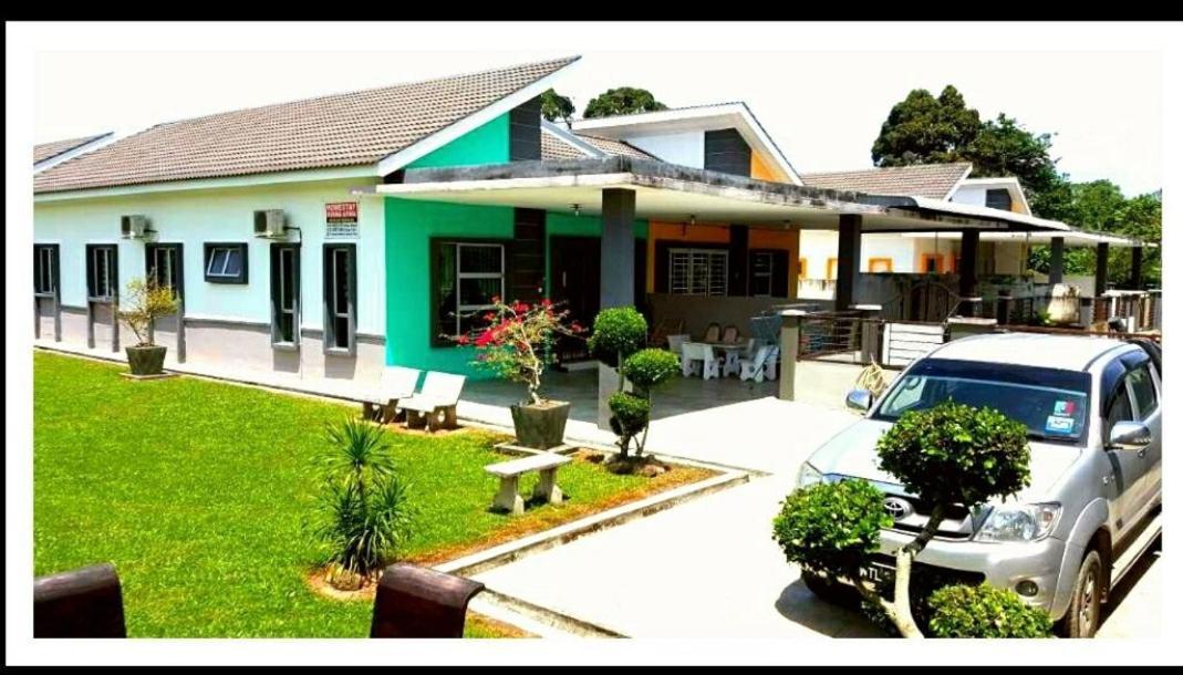 Taiping Homestay Husna Afina Exteriör bild